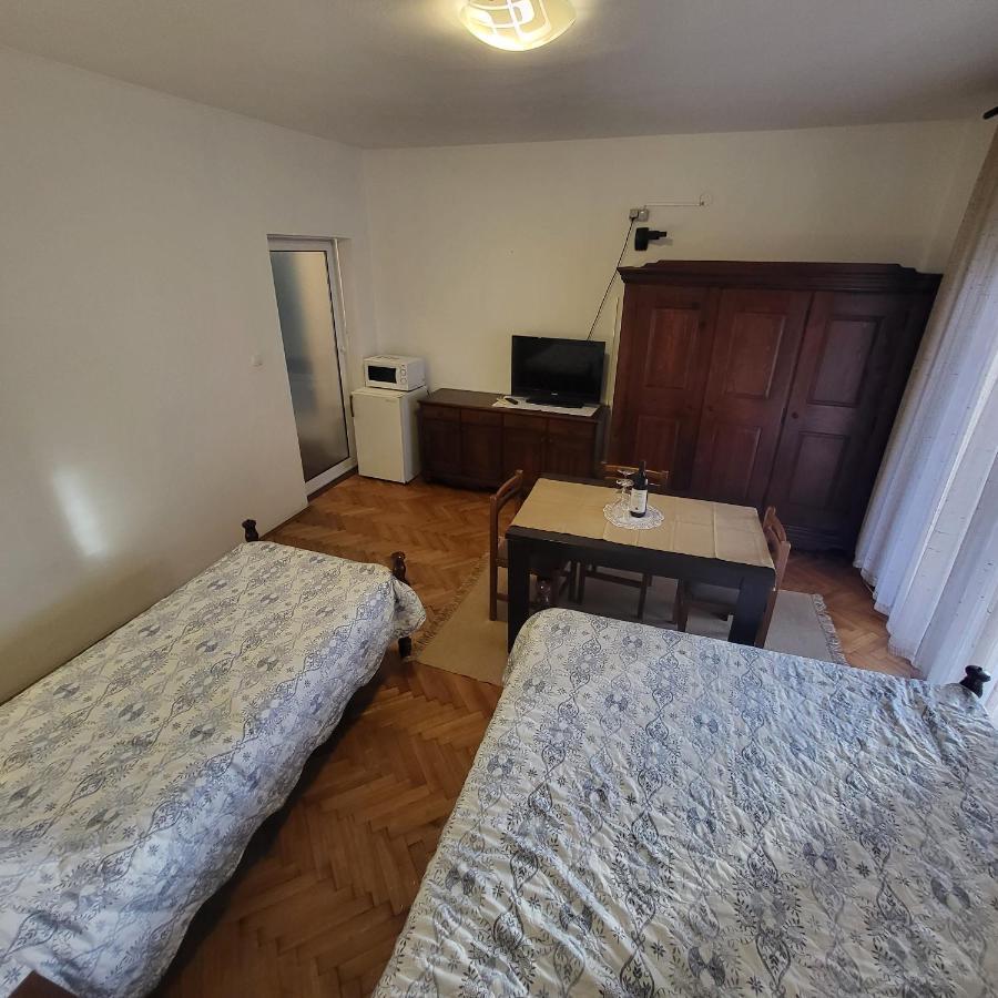 Studio Apartman Meljine Kültér fotó